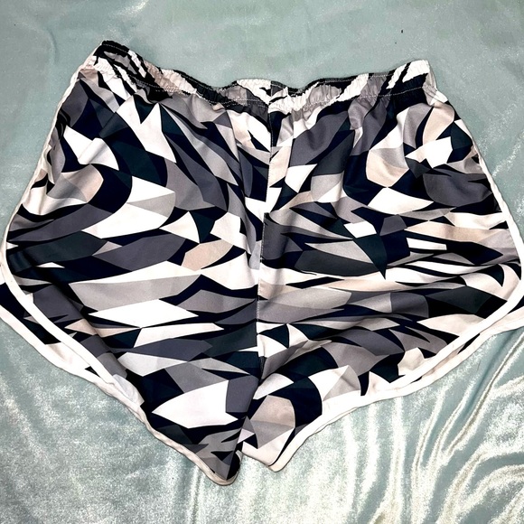 Calvin Klein Athletic Shorts; Size Medium - Picture 1 of 3